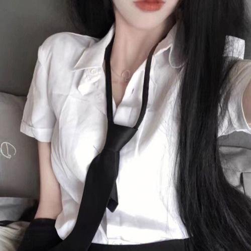 娜姐背后的男人